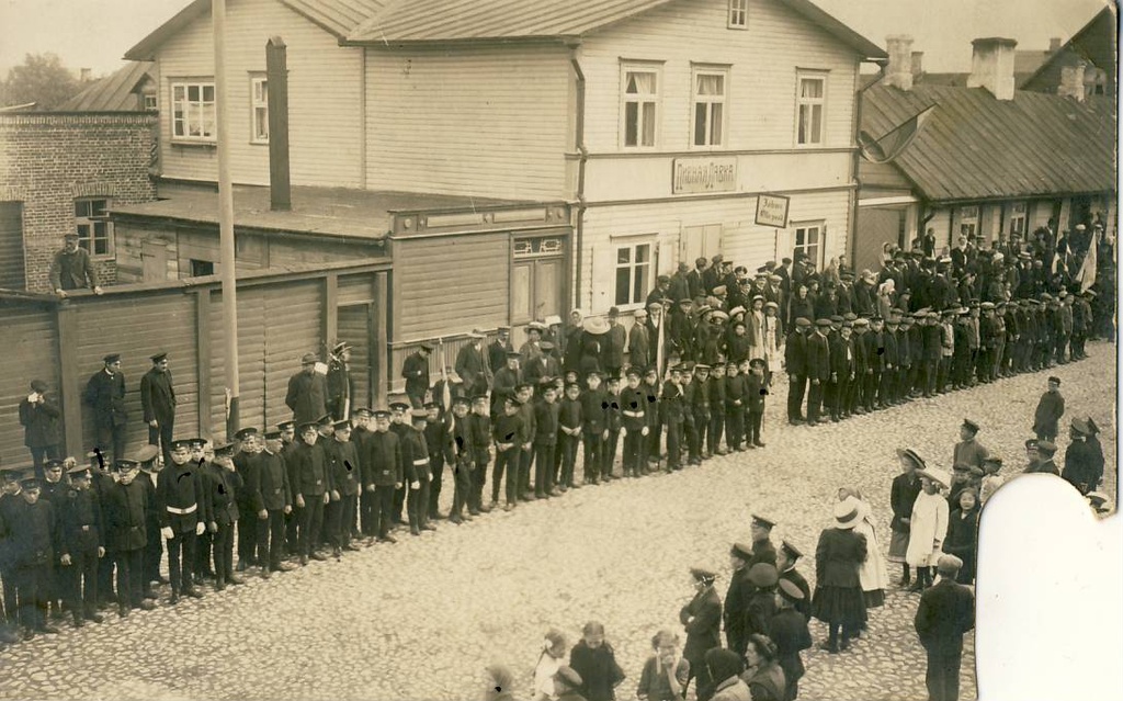 Kooliõpilaste võimlemispidu