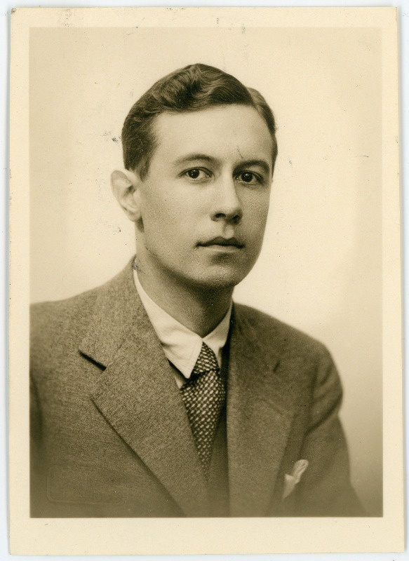 Adam-Berthold-Gustav Grünbaum. Passitaotluse foto