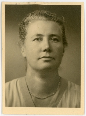 Margarethe-Luise-Rosa Hildebrand. Passitaotluse foto  duplicate photo