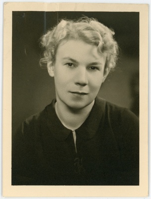 Iisa Härms. Passitaotluse foto  duplicate photo