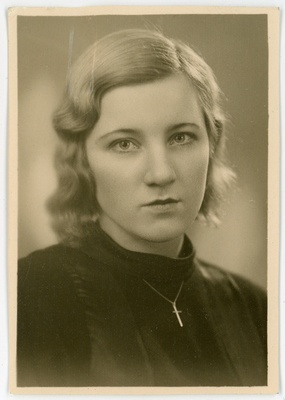 Irene-Aliide Johanson. Passitaotluse foto  duplicate photo