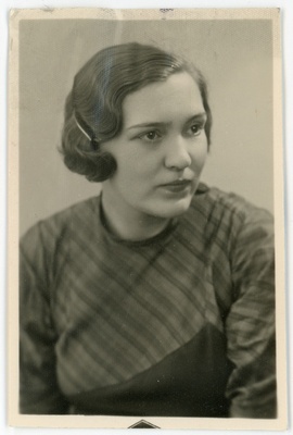 Hilda Kibuvits. Passitaotluse foto  duplicate photo