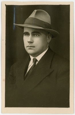 Anatoli Krschivets. Passitaotluse foto  duplicate photo