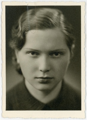 Heldi Kull. Passitaotluse foto  duplicate photo