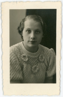 Erna Livoh. Passitaotluse foto  duplicate photo