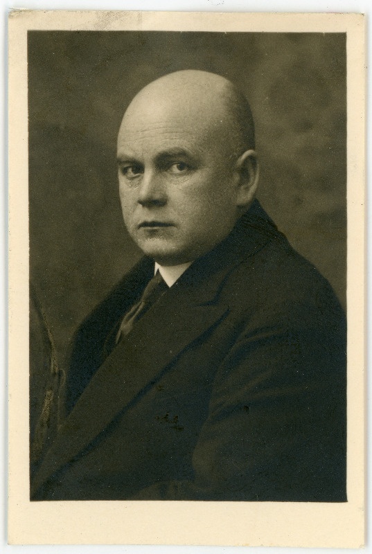 Oskar Löötsmann. Passitaotluse foto