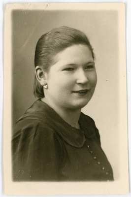 Helmi-Johanna Madar. Passitaotluse foto  duplicate photo