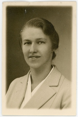 Dorothea Manteuffel. Passitaotluse foto  duplicate photo