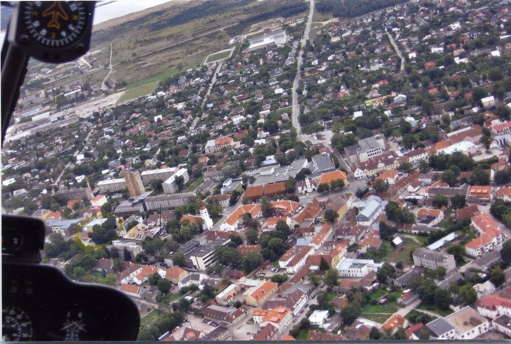 Aerofoto: Kuressaare kesklinn 2006. aastal
