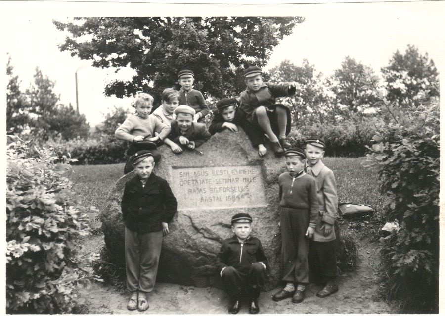 Forseliuse stone in Tartu.