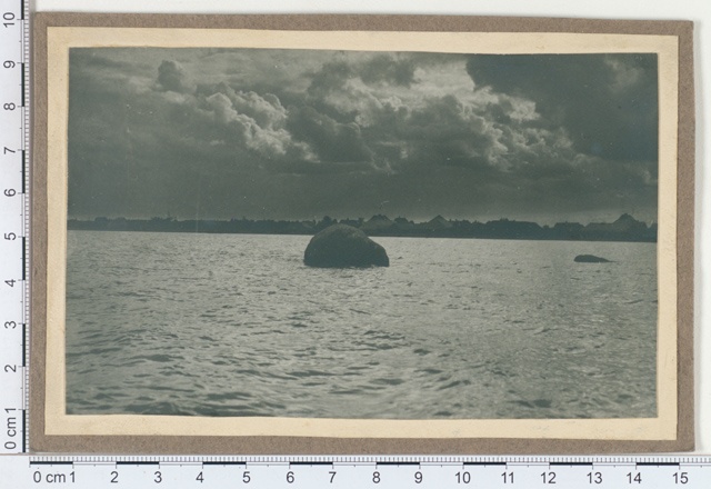 Voronja village, Lake Peipsi, Aleksander Nevski stone