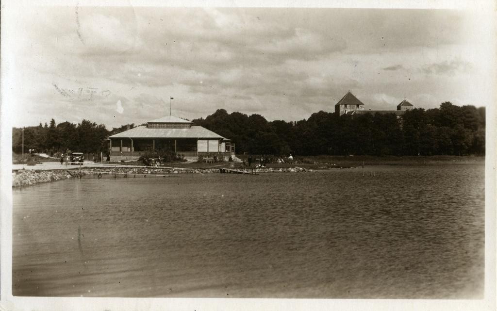 Kuressaare rand, rannakohvik