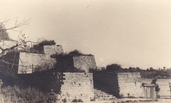 varemeis Narva  kivitrepp, 1945-1947