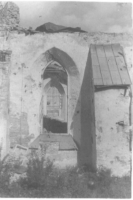 varemeis Narva toomkirik, 1945-1947  duplicate photo