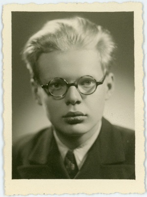 Kallis-Hans Männik. Passitaotluse foto  duplicate photo