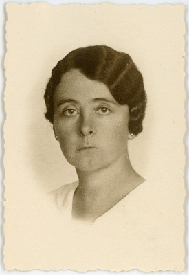 Edith Zur-Mühlen. Passitaotluse foto  duplicate photo