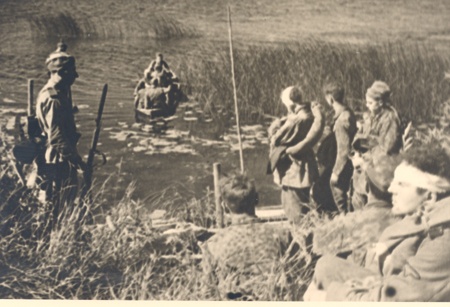 Teise maailmasõja sündmused Narvas. Saksa sõjavangide üleviimine Narva jõest