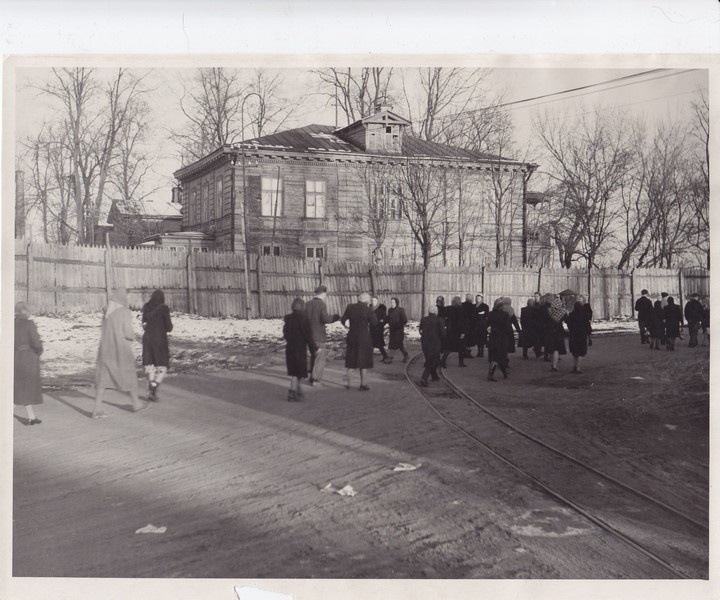 Narva, Kose tänav Kreenholmis