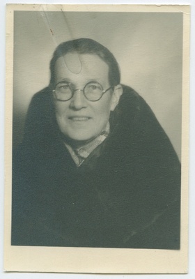 Liis (Elise) Rennit. Passitaotluse foto  duplicate photo