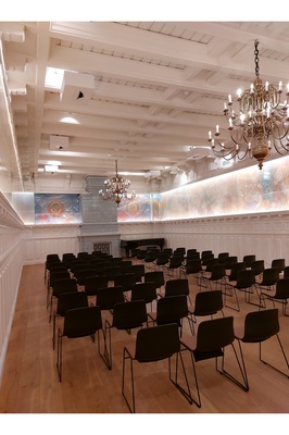 Eesti NSV Riikliku Ajaloomuuseumi filiaali Orlov-Davõdovi lossi sisevaade Maarjamäel. rephoto