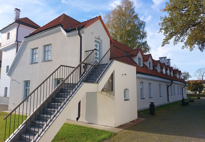 Tallinn. Eesti Ajaloomuuseumi Maarjamäe lossikompleks. rephoto