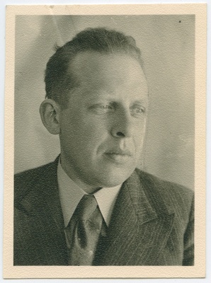 Hans Silla. Passitaotluse foto  duplicate photo
