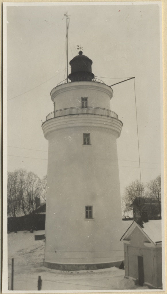 Narva-Jõesuu (Narva) tuletorn. Vaade kirdest.