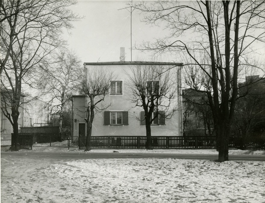 Vaarika-Maasika tn elamugrupp, 3 hoonete vaadet. Arhitektid Edgar Kuusik, Franz de Vries