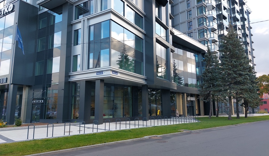 Kooperaatori hoone Tallinnas, hoone vaade rephoto