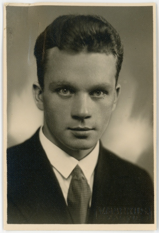 Arnold Tudeberg. Passitaotluse foto