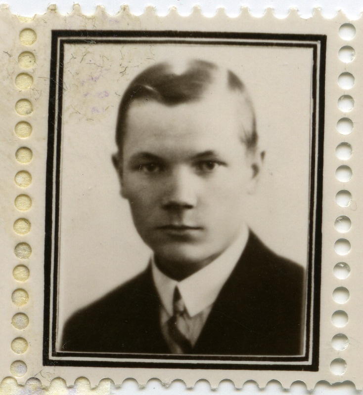Arnold Tõnisson. Passitaotluse foto