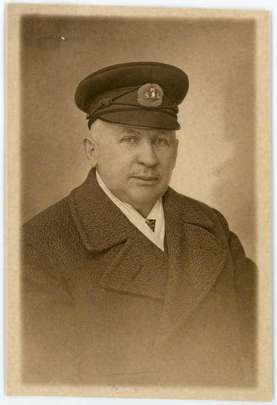 Friedrich Vahtmeister'i välispassi taotluse foto