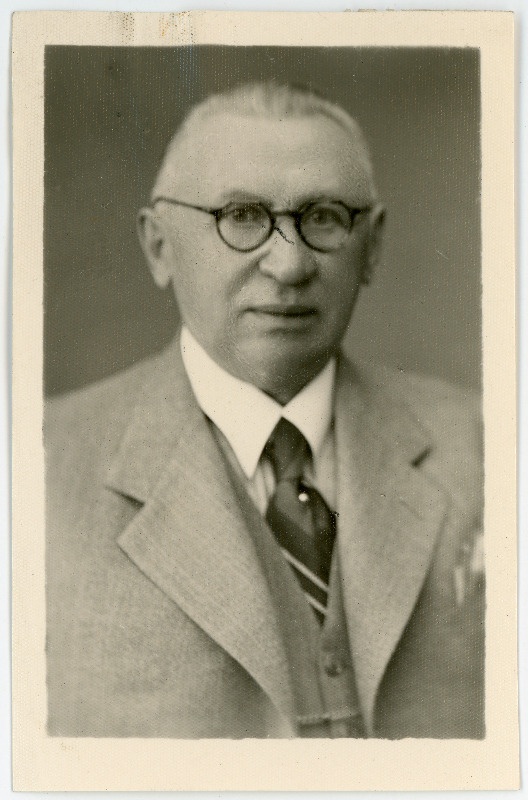 Friedrich Vahtmeister'i välispassi taotluse foto