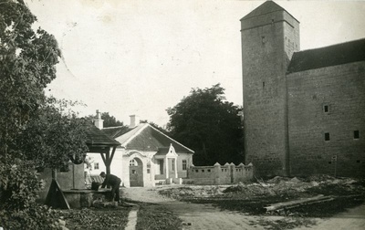Kuressaare Lossihoov  duplicate photo