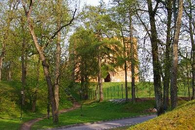 Toomemägi, taga toomkiriku varemed. Tartu, 2013.