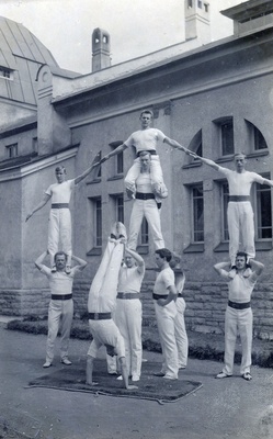 ESS Kalevi meesvõimlejad  similar photo