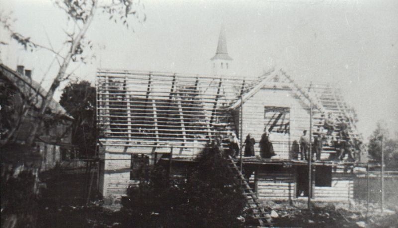 Põlva kiriku juurde maja ehitamine