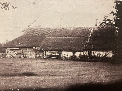 Mardi talu elurehi kopli poolt vaadates  duplicate photo