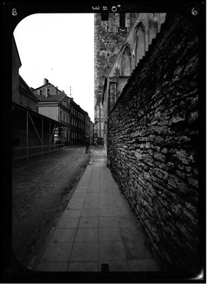 Niguliste 055 - St. Nicholas' Church, Tallinn (https://en.wikipedia.org/wiki/St._Nicholas%27_Church,_Tallinn). 
Stereo photogrammetric survey images.  duplicate photo