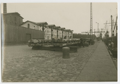 E. Hüppler's photos of warships, ships, Paldiski fire tower and sea school  duplicate photo