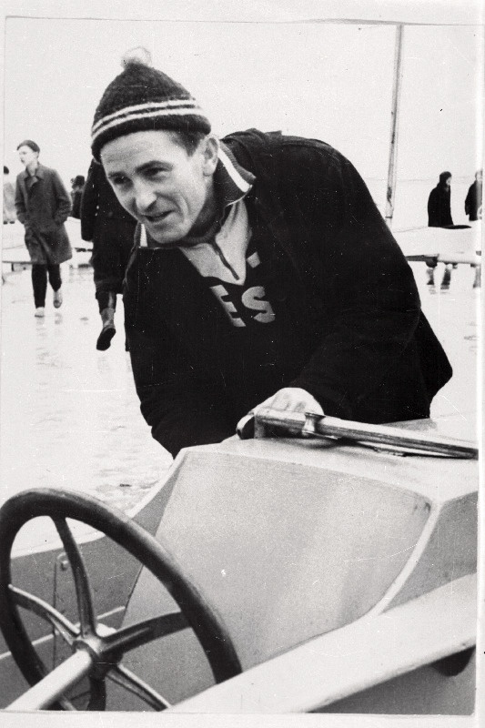 Jääpurjetaja Viktor Ivask.