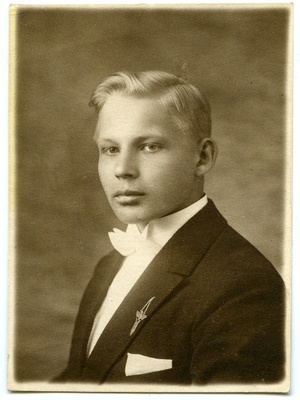 Albert Linnamägi, portreefoto  duplicate photo