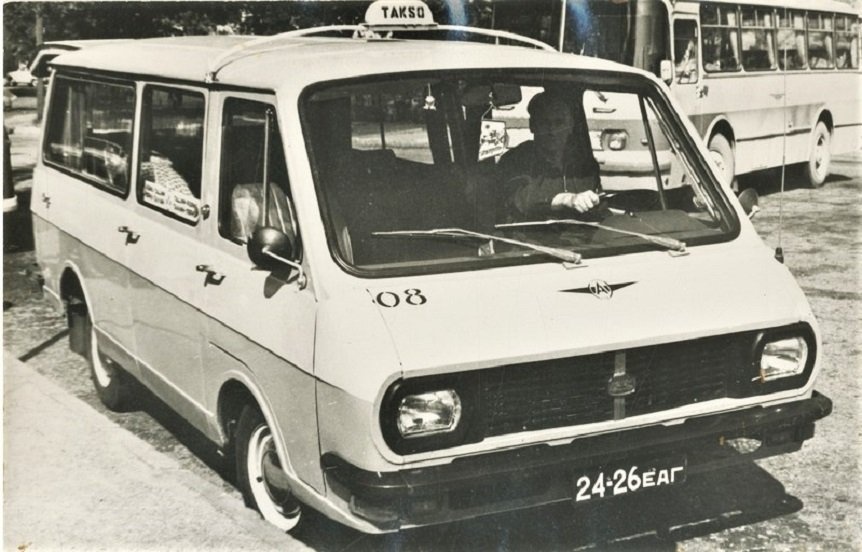 Esimene Raf buss Pärnu ATP`s, 1976.a.