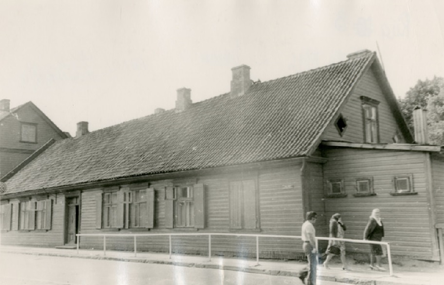 Pärnu , Riia mnt 5. 1976.a.