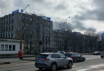 Tallinn, compression industry "Kalev" construction of a new building on Pärnu highway. rephoto