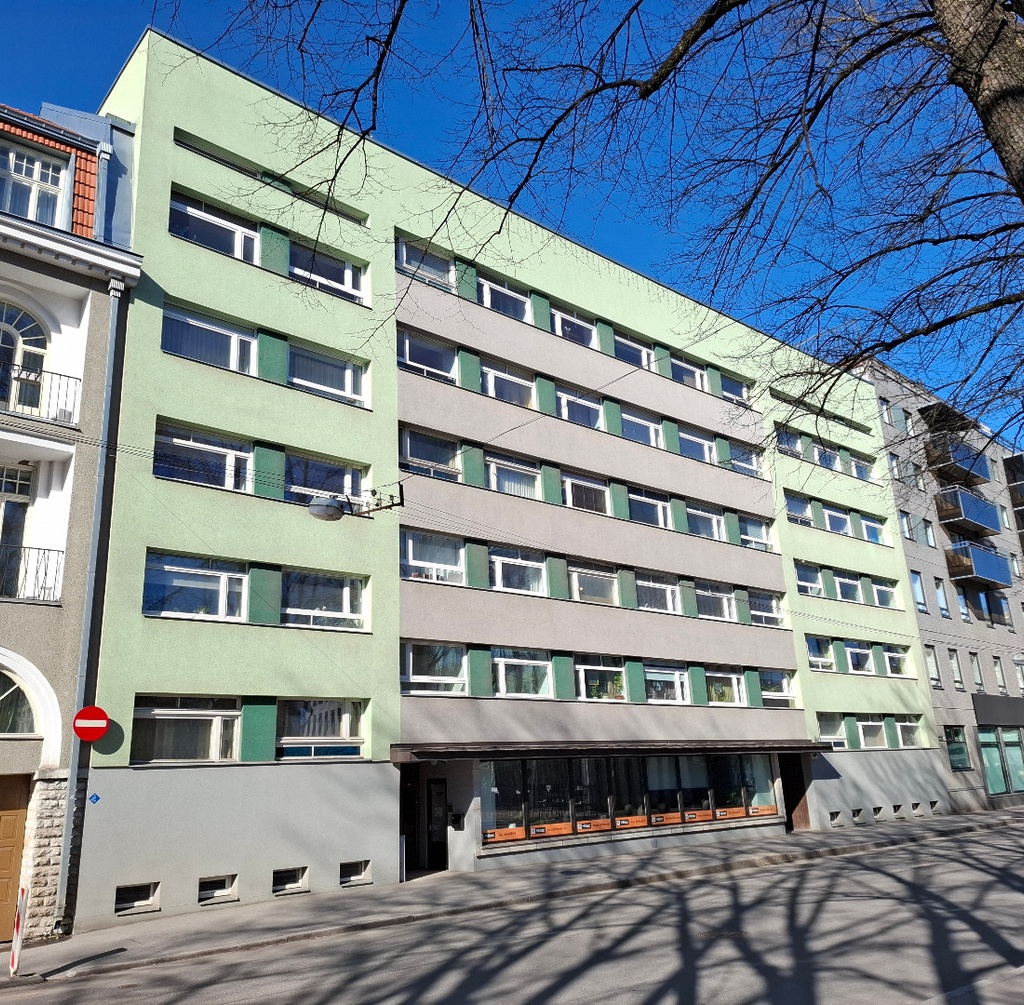 Korterelamu Tallinnas Kreutzwaldi tänaval, vaade. Arhitekt Udo Ivask rephoto