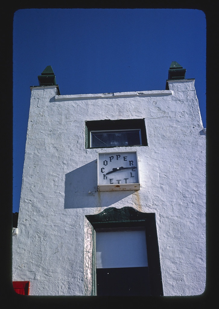 Copper Kettle clock, Ocean City, New Jersey (LOC)