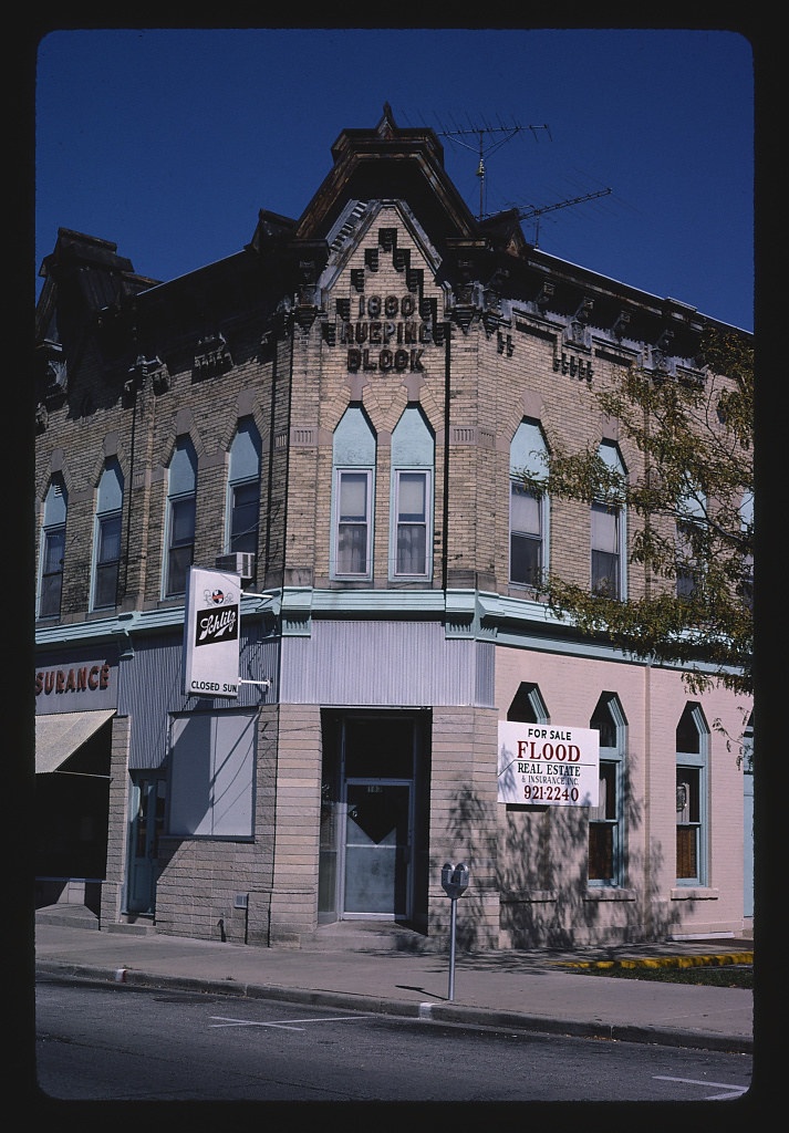 Reuping Block, Fon [i.e. Fond] du Lac, Wisconsin (LOC)