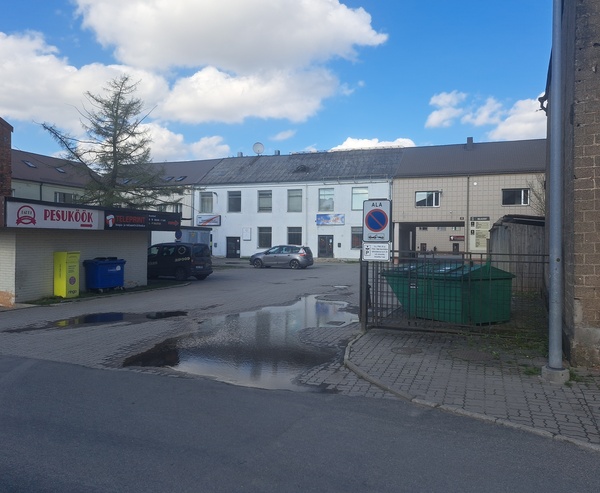 Tartu Õmblusvabriku Sangar peahoone. 1970ndatel. rephoto