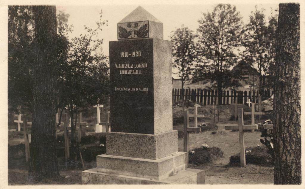 Mälestussammas Vabadussõjas langenuile Priimetsa kalmistul
